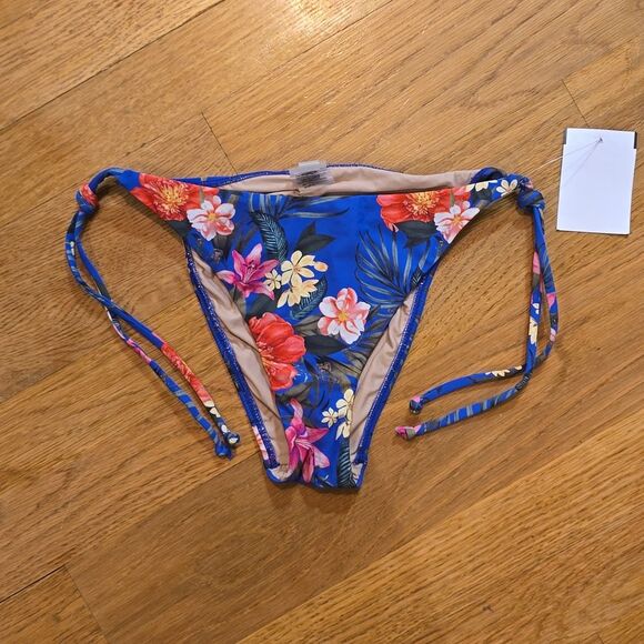 PQ Blue Floral Tie Side Bottoms Sz S NWOT - Picture 1 of 2